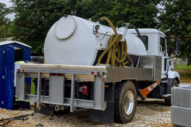 Portable Toilet Options We Offer in Cochranton, PA